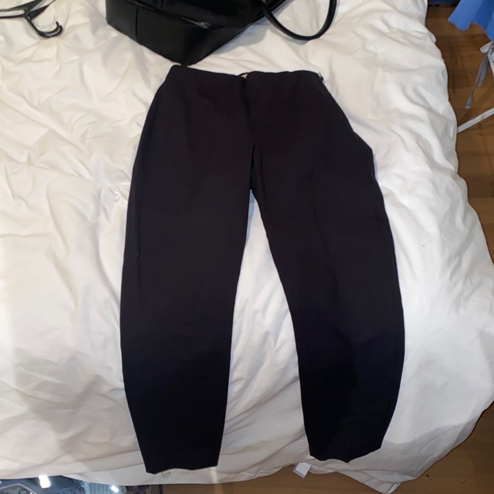 EVERLANE BLACK CROPPED PANTS